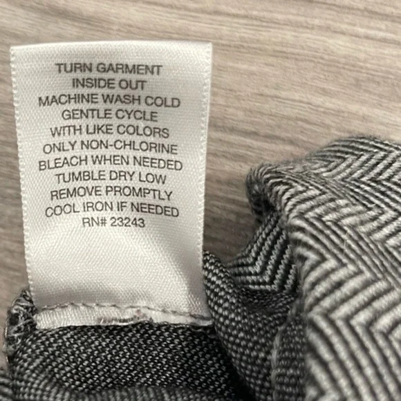 NEW YORK & CO Black/White Pull-On Dress Pants-M - Picture 10 of 10